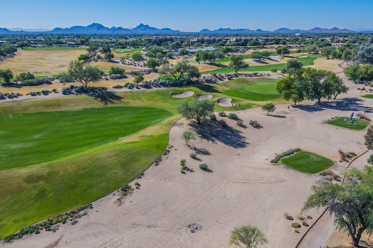 Golf fairway and desert landscaping near The Reserve at Kierland, Scottsdale