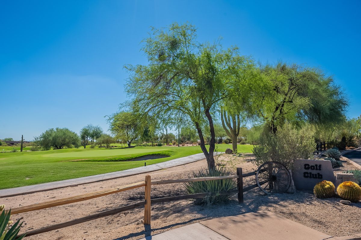 Fairway and desert landscaping at Legend Trail, Scottsdale