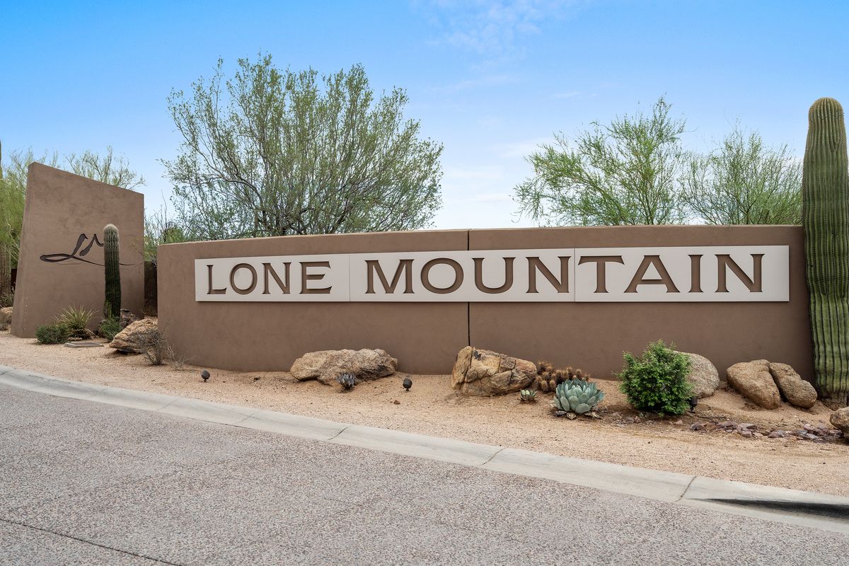 Lone Mountain community entrance sign in north Scottsdale