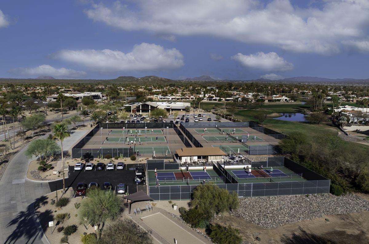 Aerial view of tennis and pickleball courts in Rio Verde, AZ near Scottsdale