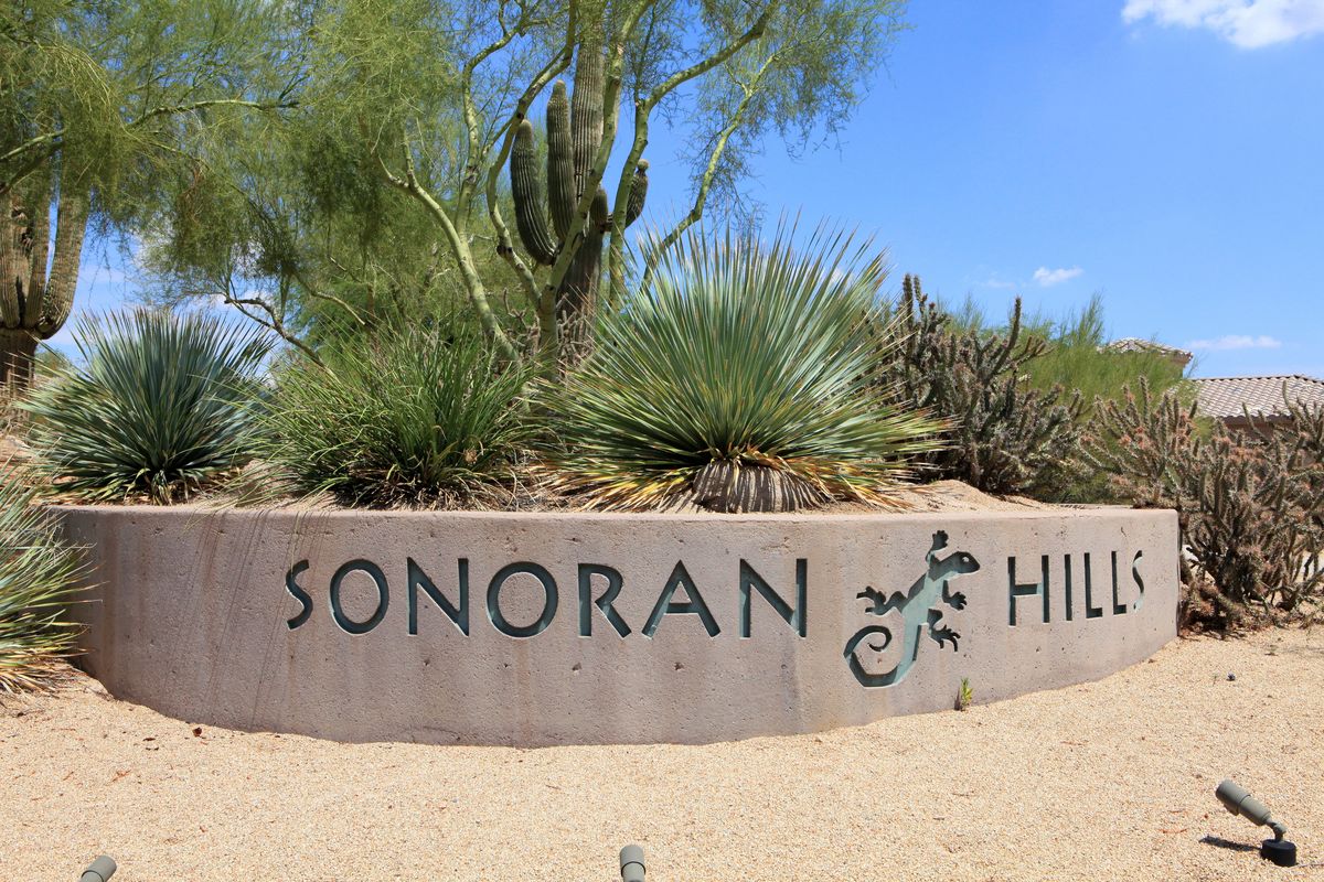 Sonoran Hills community sign in north Scottsdale