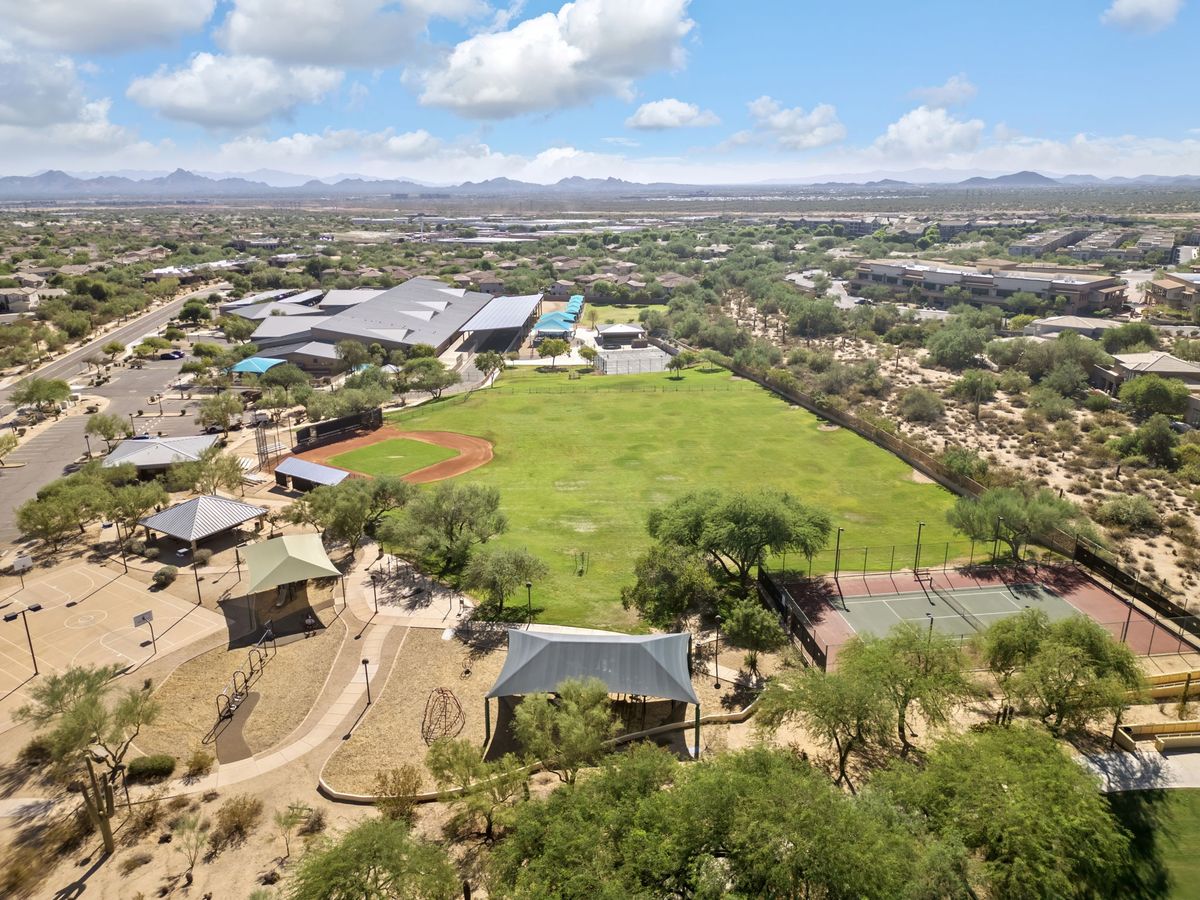 Aerial view of the Sonoran Hills neighborhood in Scottsdale