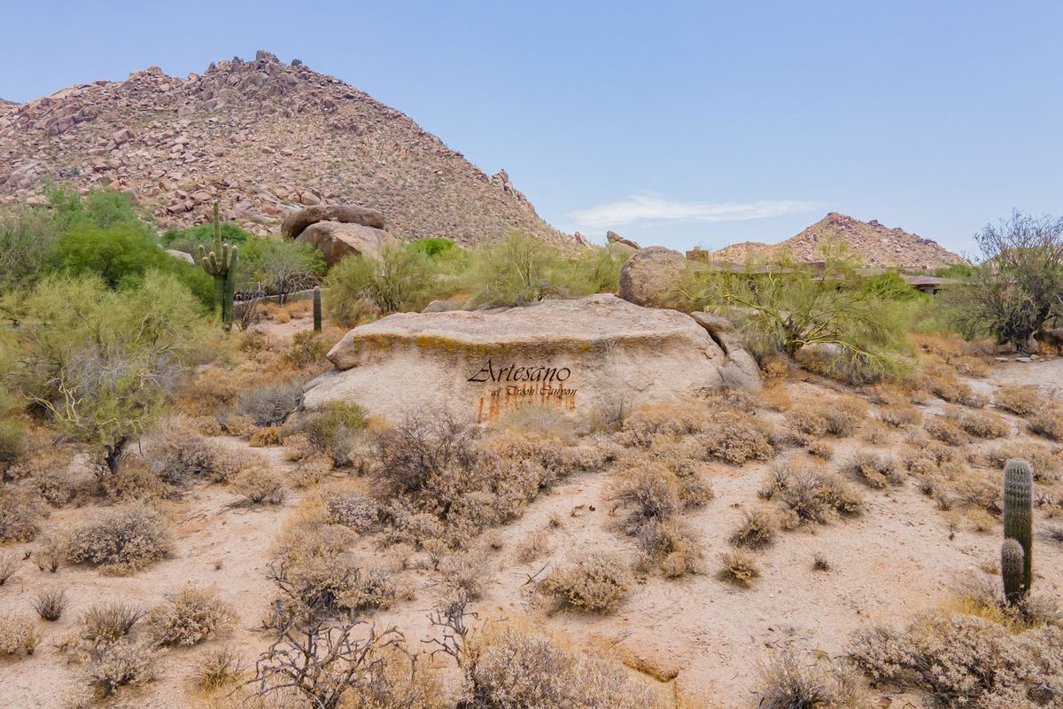 Desert landscape with Troon Mountain views in north Scottsdale